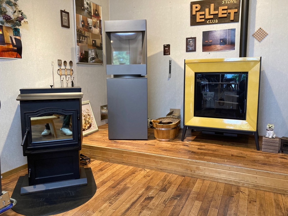 富山　サンコー　ペレットストーブ　展示場　ショールーム　ハーマン　ピアツェッタ　ストゥブ　Ｐ４３　Ｐ１０　LINEⅡ　　燃焼可能